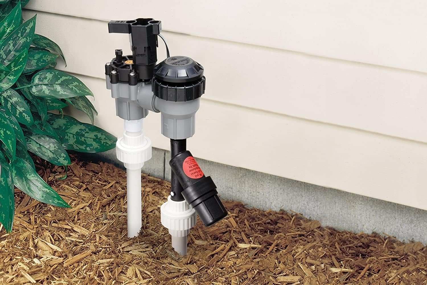 Alternative view of Rain Bird PRF07530S Drip Irrigation in-Line 30 PSI Pressure Regulating Y Filter, 3/4" Male Pipe Thread