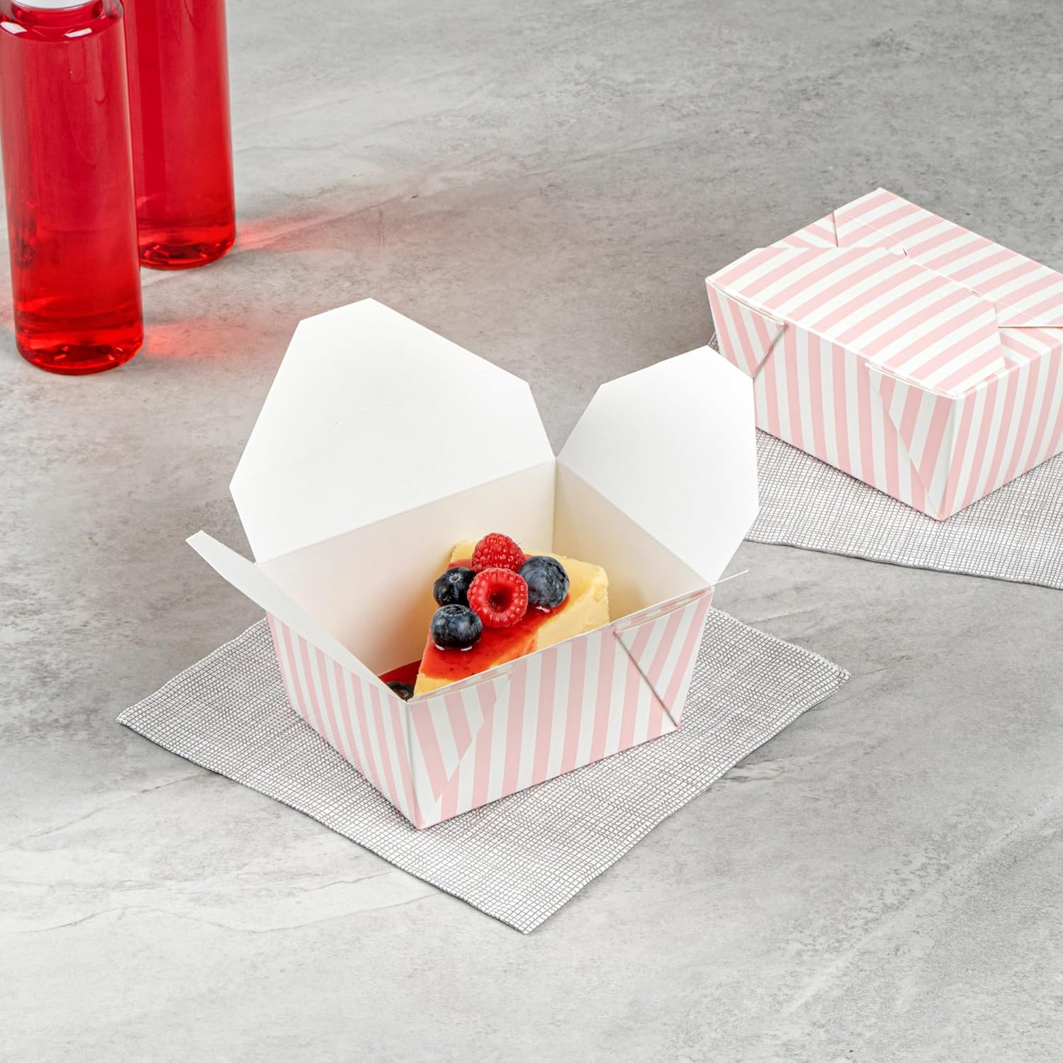 Restaurantware-Bio Tek 5.1 x 4.1 x 2.6 Inch Food Containers, 200 Durable Takeaway Boxes - Disposable, Striped, Pink And White Paper 30 Ounce Takeout Boxes, Rectangle, For Takeouts And Delivery