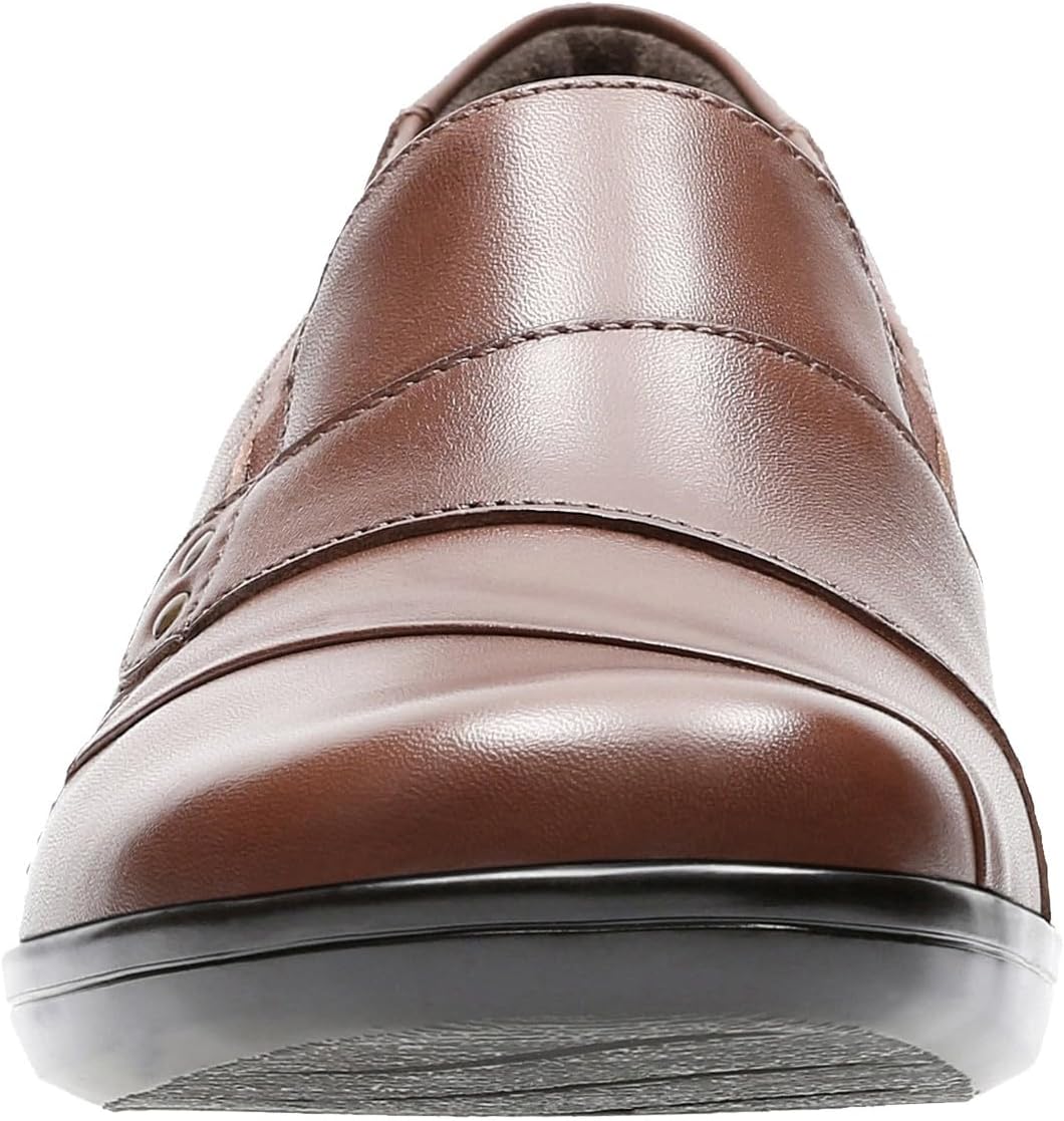 Clarks Womens May MarigoldSlip-On Loafer