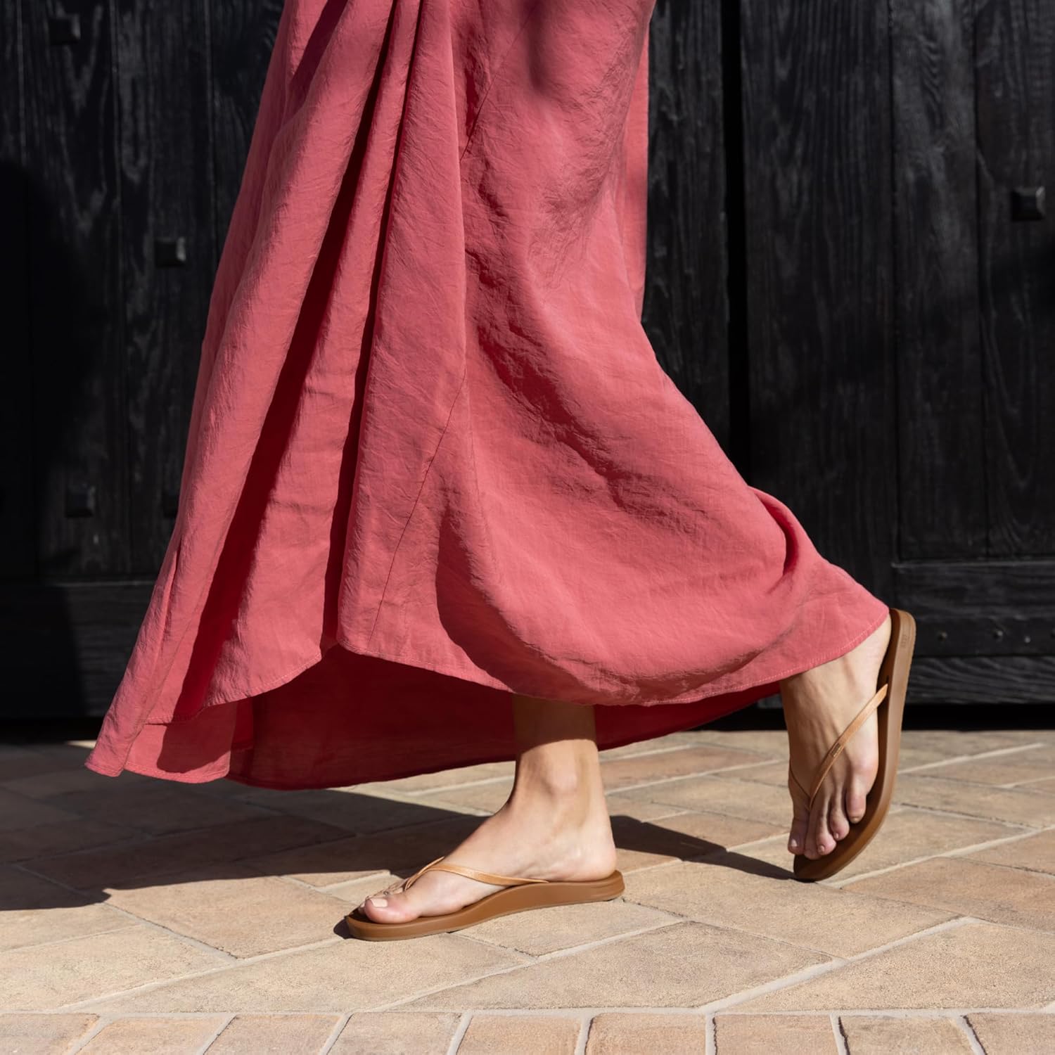 Reef Womenu2019s Cushion Slim Flip Flop Sandal