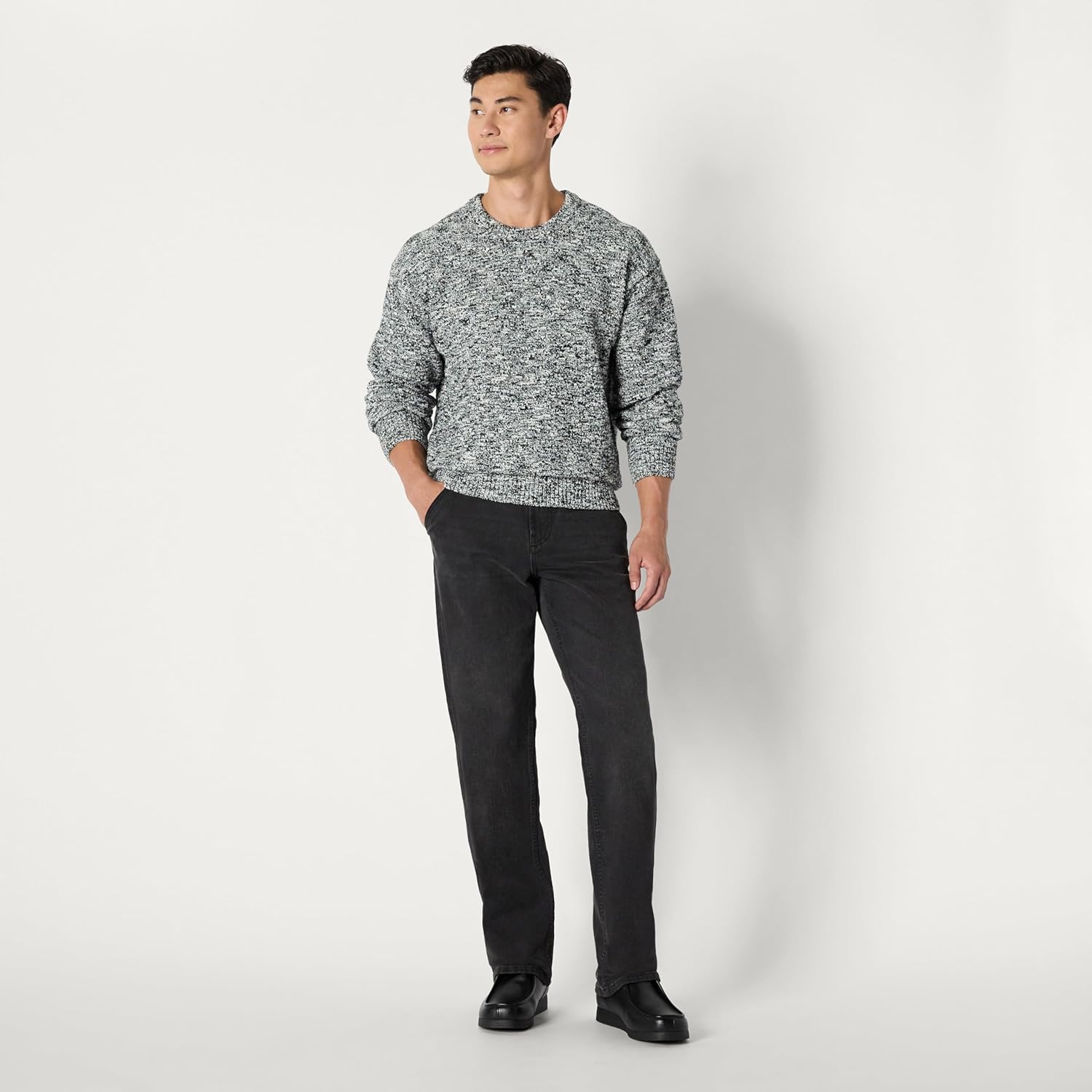 Alternative view of Amazon Essentials Men's Chukka Moc Toe Boots