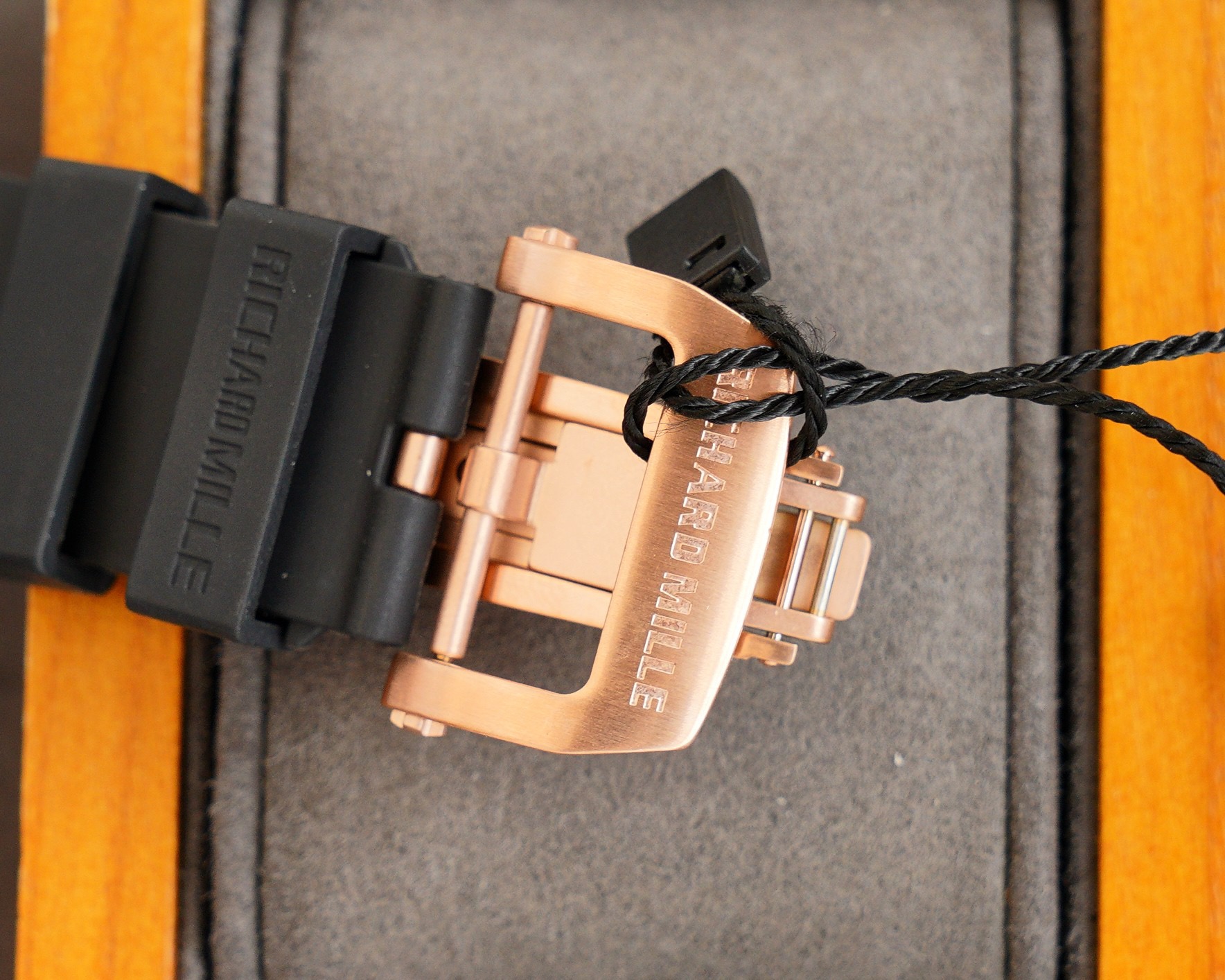 Richard Mille Rose Gold - Black Rubber Strap Watch - Image 10