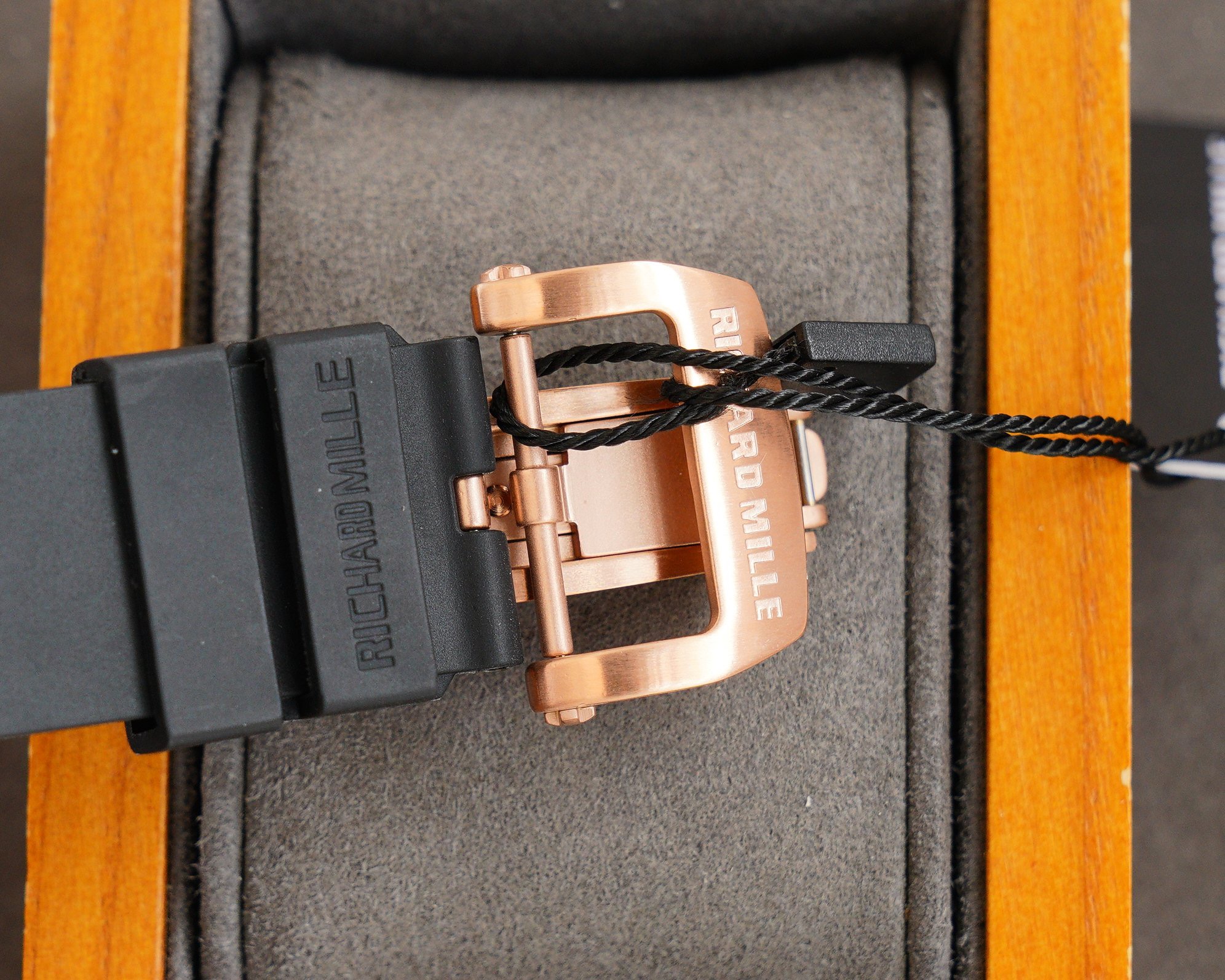 Richard Mille Rose Gold - Black Rubber Strap Watch - Image 2