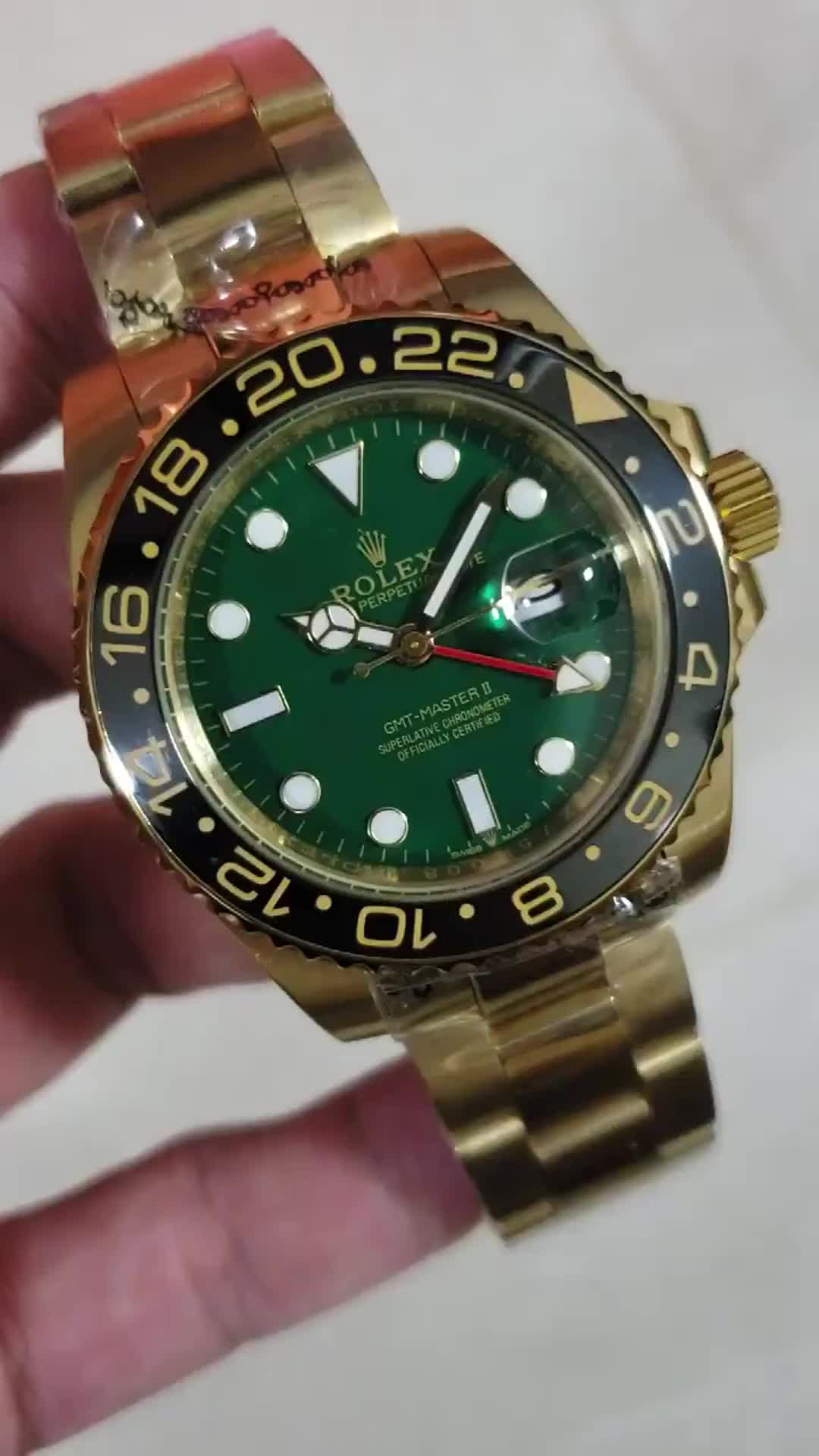 Rolex GMT Master II Everose Gold Green 116718LN-0002