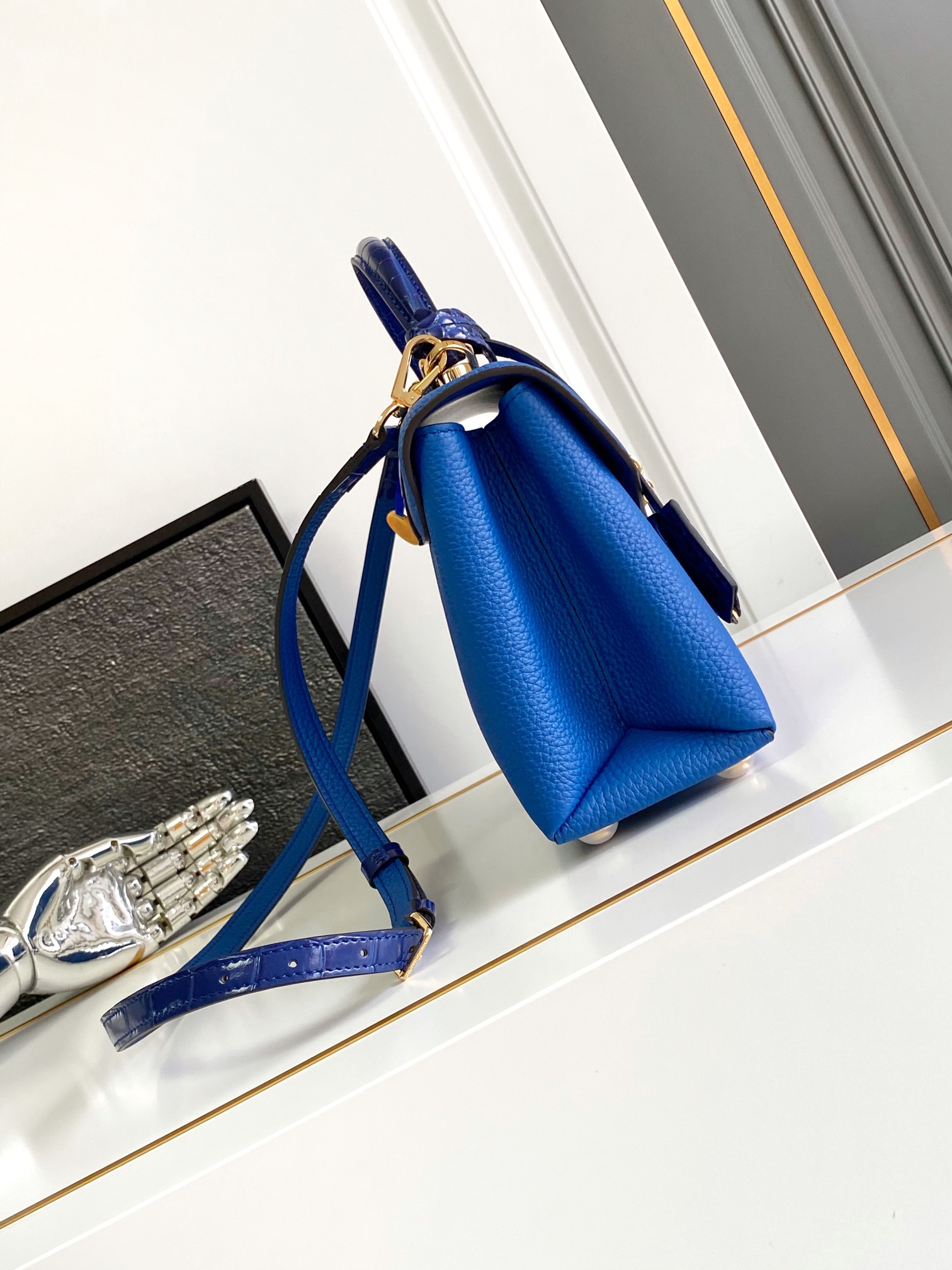 Rose Des Vents Mini L09 - Handbags | LOUIS VUITTON