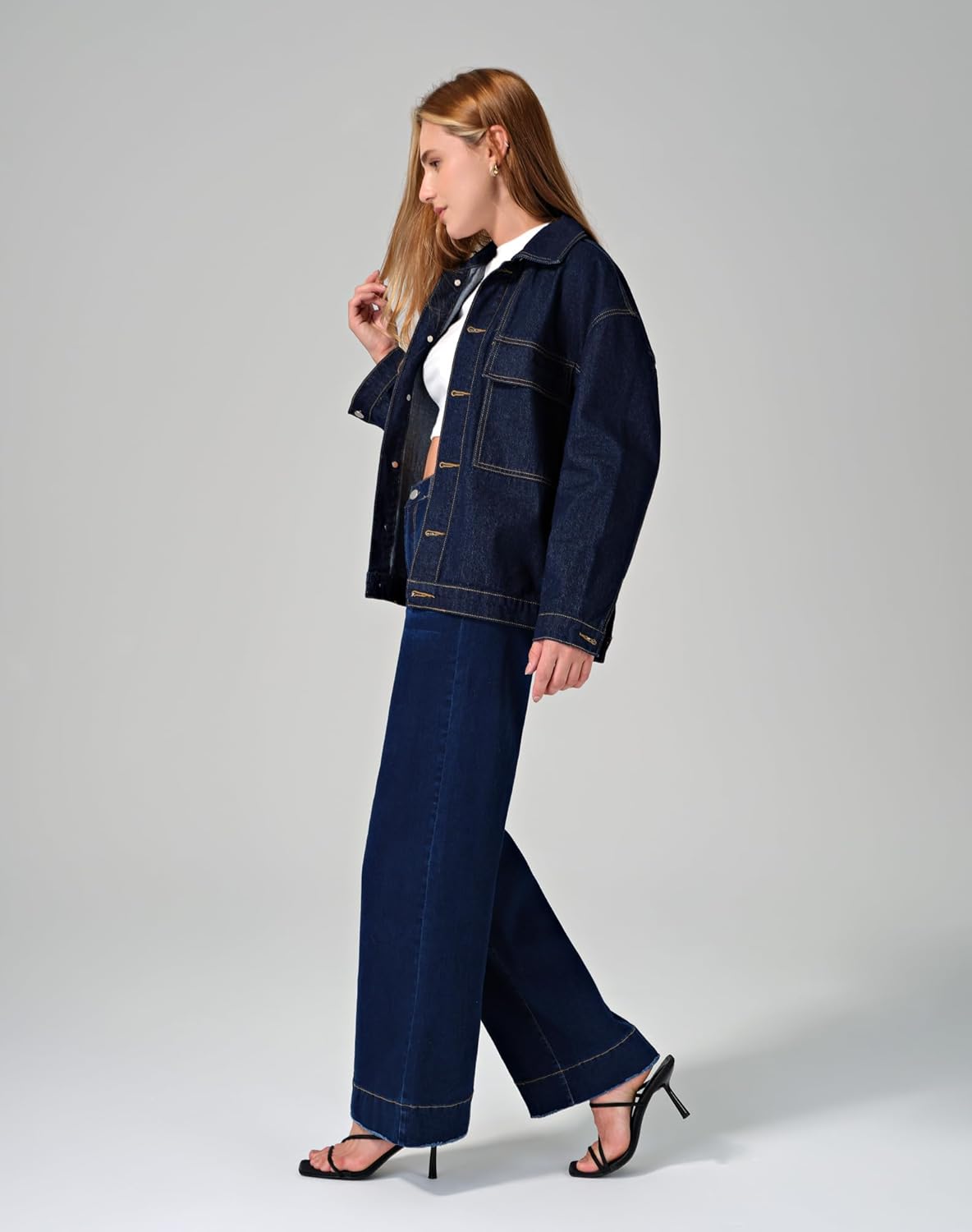 roswear Denim Jacket Coat for Women with Flap Chest Pockets Casual Oversized Jean Jackets