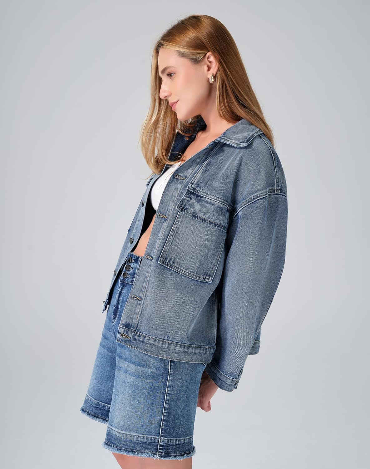 roswear Denim Jacket Coat for Women with Flap Chest Pockets Casual Oversized Jean Jackets