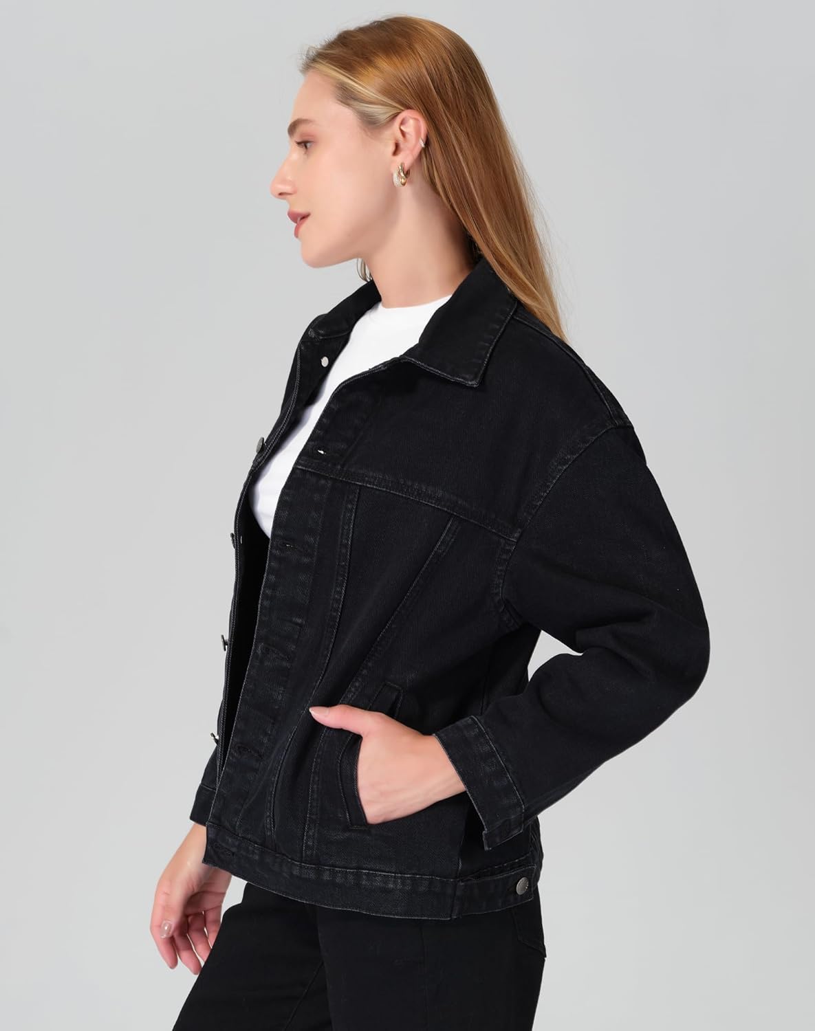 roswear Women\u2019s Denim Jackets Oversized Button Long Sleeve Washed Jean Trucker Jacket with Pockets