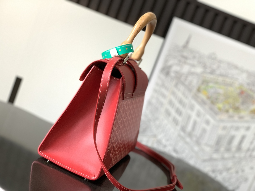Saïgon leather handbag Goyard Red in Leather - 54695218