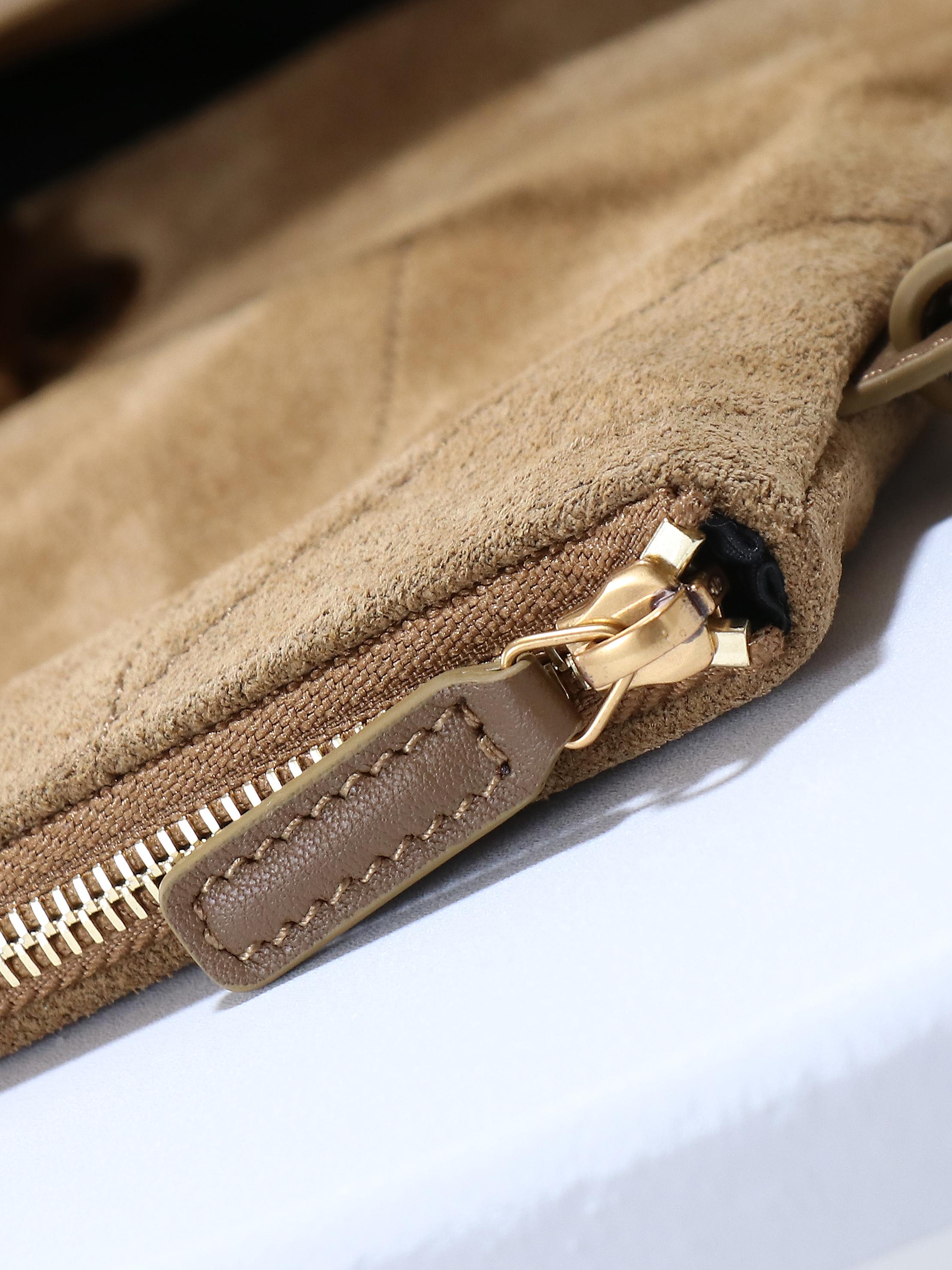 Saint Laurent JAMIE SHOPPING em camurça brown | Saint Laurent | YSL