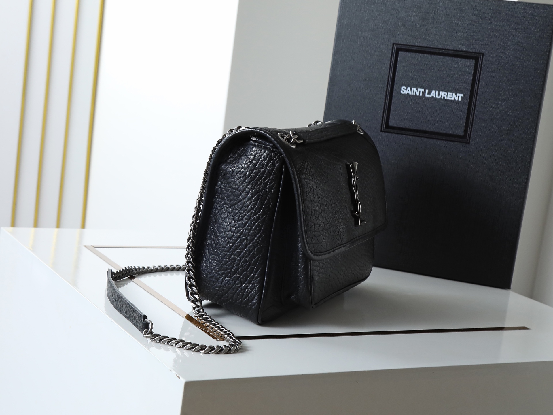 Saint Laurent niki MEDIUM in grained lambskin | Saint Laurent