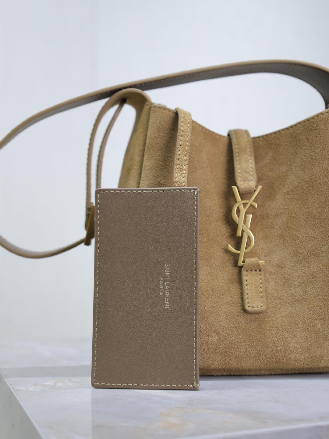 Saint Laurent Women’s Brown Le 5 À 7 Shoulder Bag