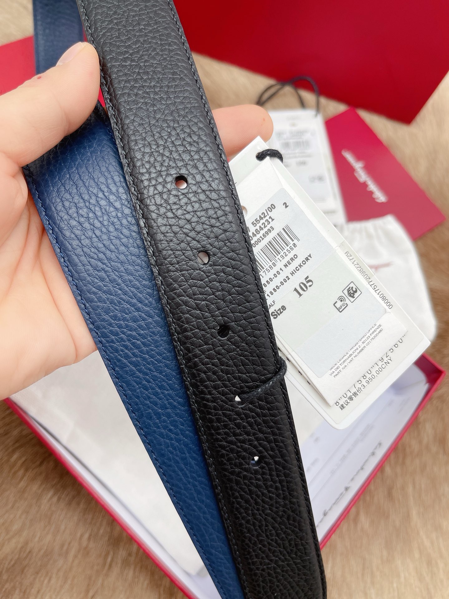 Salvatore Ferragamo Belt Black Grained Leather with Shiny Silver Gancini Buckle