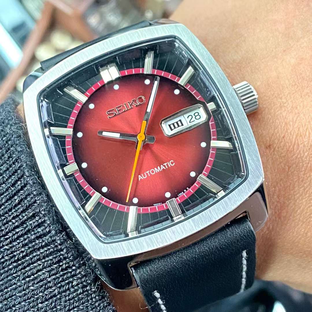 automatic Seiko Red Dial Watch - Seiko Red Dial Automatic Watch - Image 2