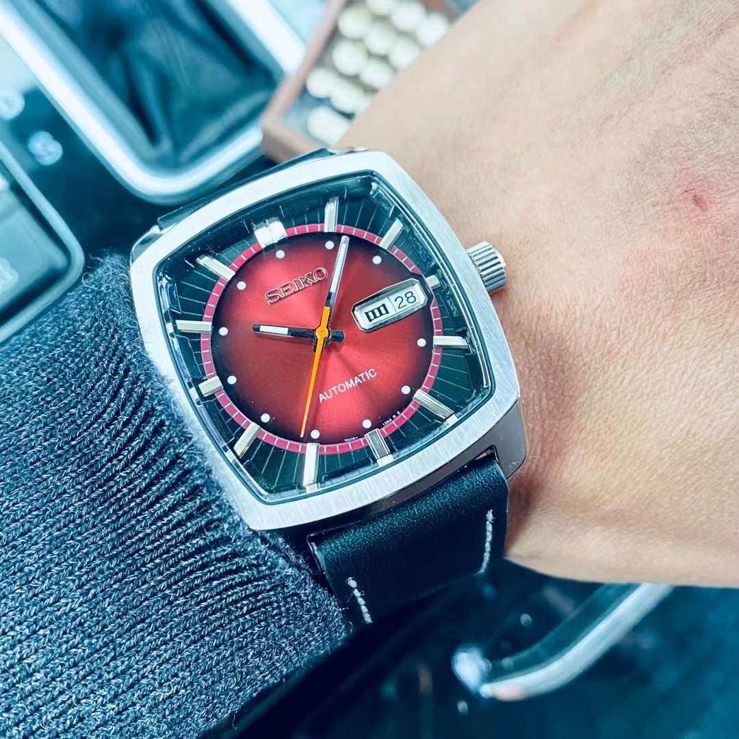 automatic Seiko Red Dial Watch - Seiko Red Dial Automatic Watch - Image 3