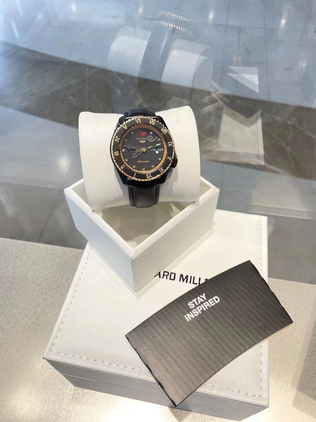 Seiko Black Leather Automatic Watch - Limited Edition - Image 6