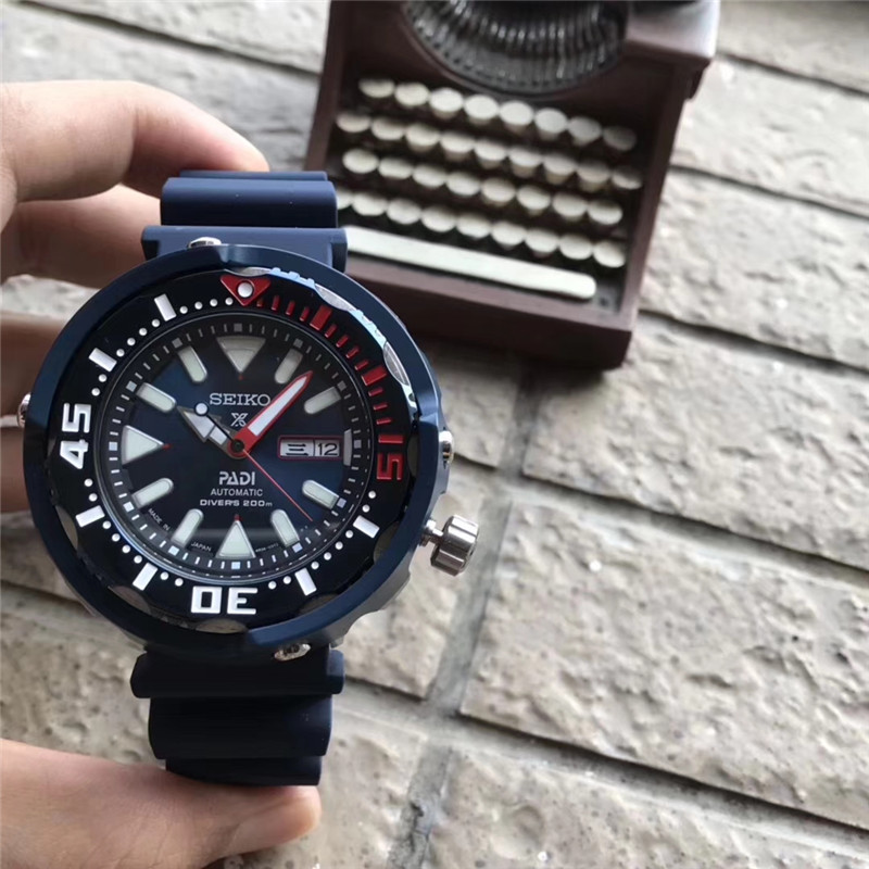 Seiko PADI Diver Watch - Blue Silicone Strap