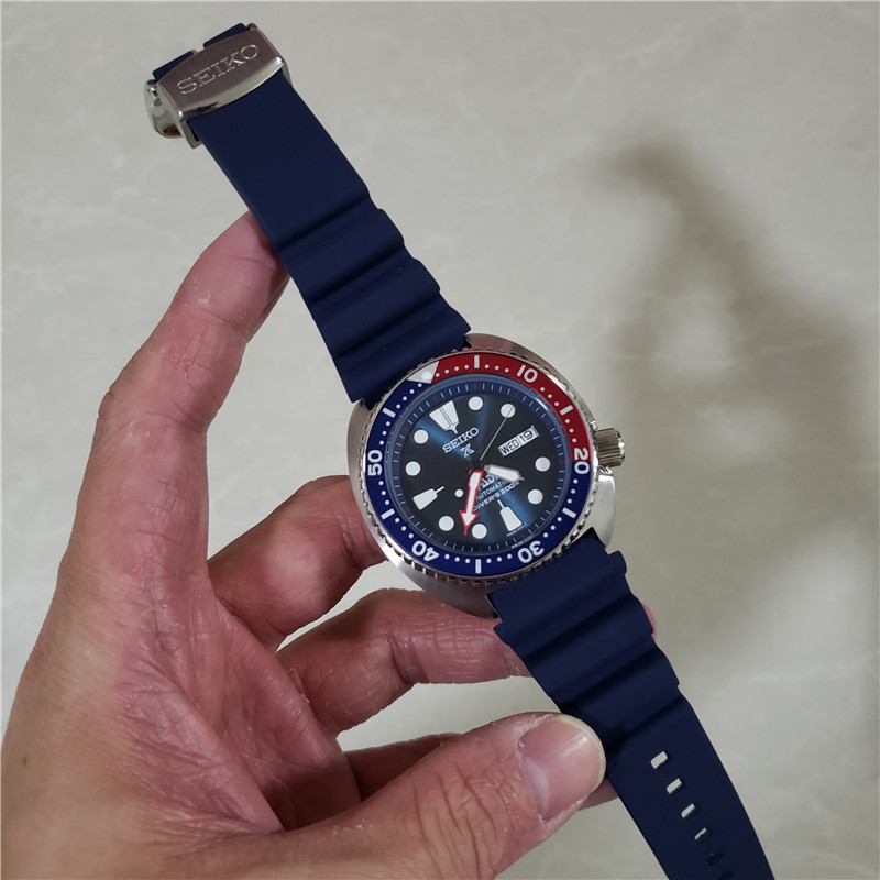 Seiko Prospex SRPE93 - Black Dial Blue Rubber Dive Watch - Image 2