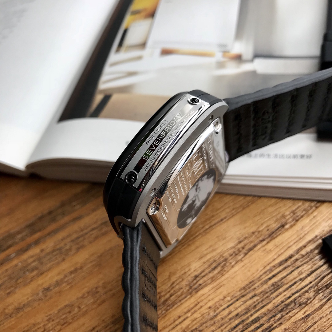 SevenFriday Industrial Engine - Black Leather Strap Watch - Image 5