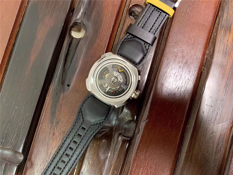 SevenFriday M2/02 Gunmetal - SevenFriday M2/02 Watch - Gunmetal & - Image 7