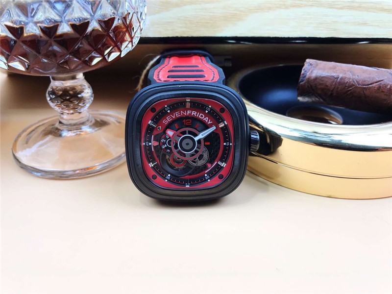 SevenFriday P3C/04 Red - Black - Bold Design Watch - Image 5