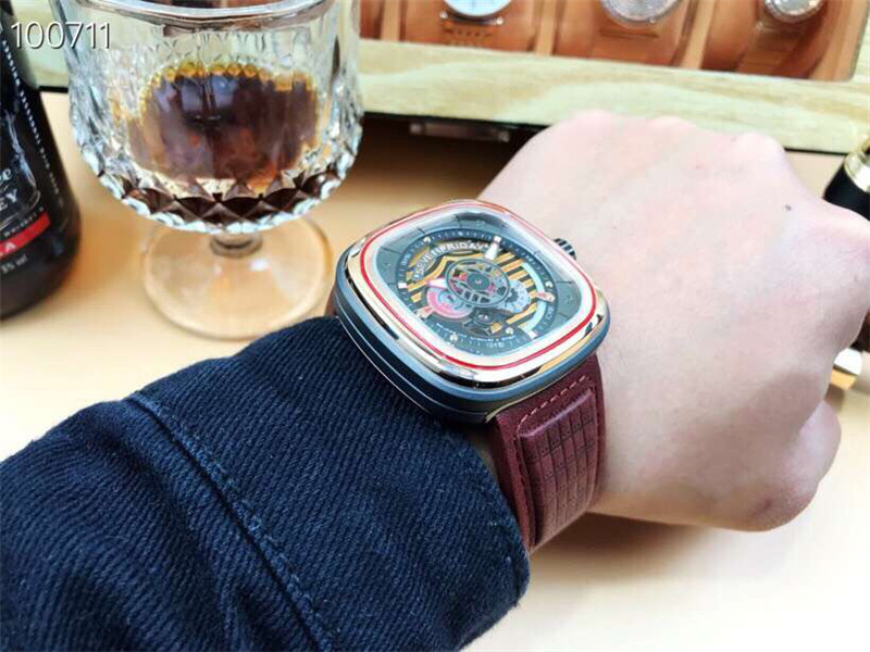 SevenFriday M2/02 Brown - SevenFriday M2/02 - Brown Leather Strap - Image 4