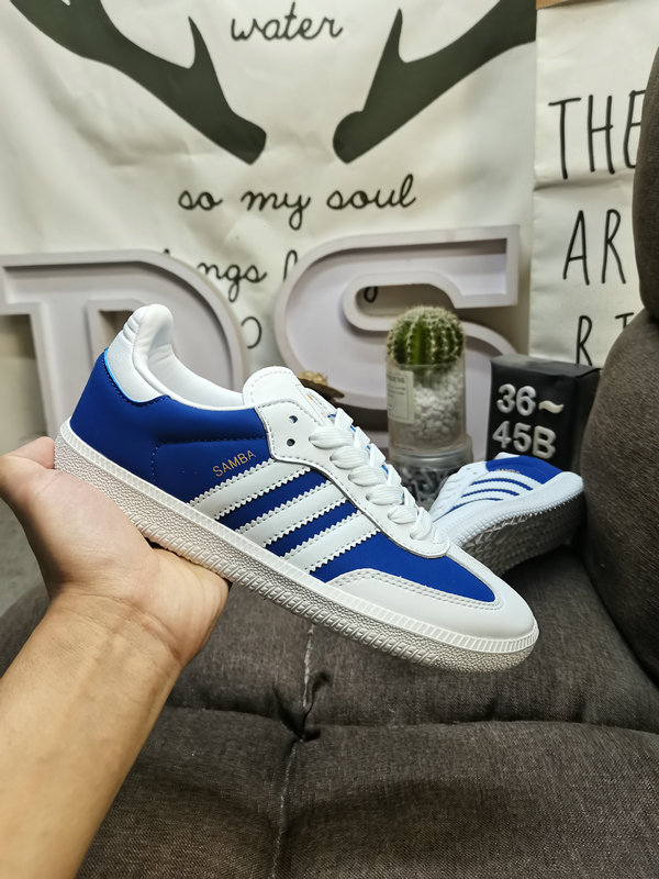 Shoes Adidas 053DAdidas SAMBA OG JI3203 Nearly 70 years of classic Originals made of original suede leather, slender shoe last, slightly pointed toe, suede toe stitching, these elements we can all see are the original Origi10