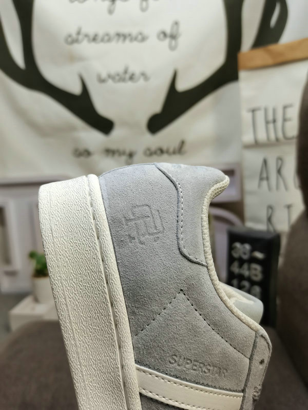 Shoes Adidas 126D company-level genuine half-size adlidas Adidas originals Gazelle Indoor casual wear-resistant lightweight low-top sneakers This Adidas sports shoe is 1979 Gazele lndoor10