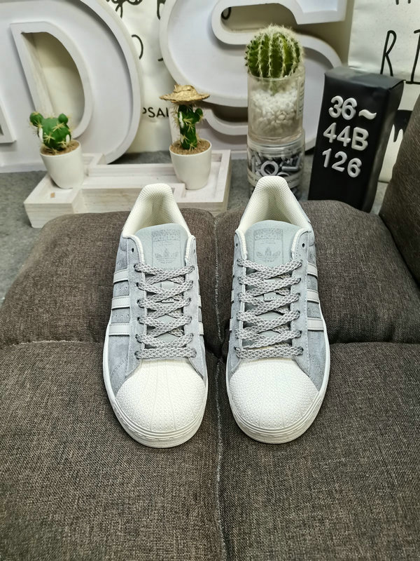 Shoes Adidas 126D company-level genuine half-size adlidas Adidas originals Gazelle Indoor casual wear-resistant lightweight low-top sneakers This Adidas sports shoe is 1979 Gazele lndoor10