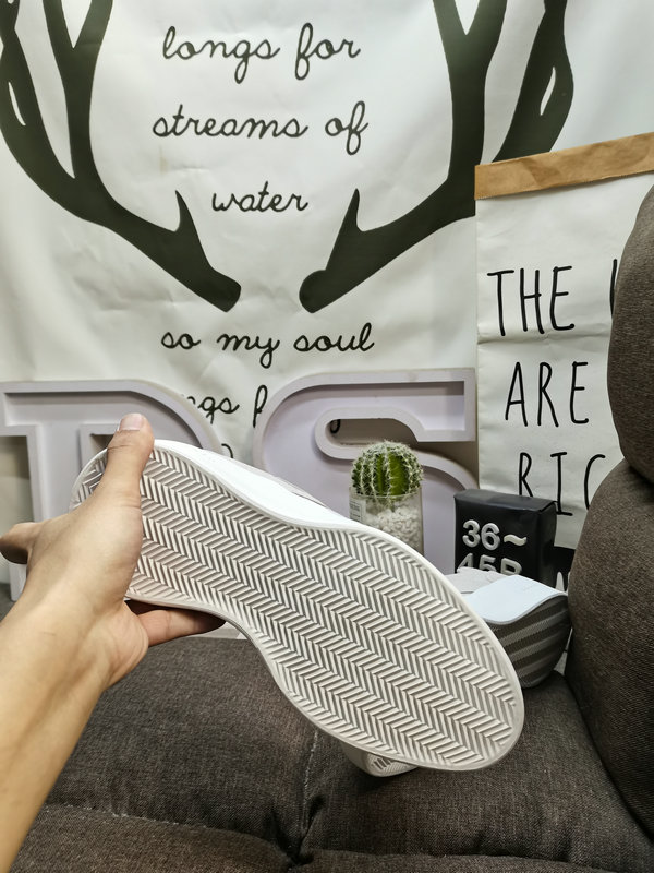 Shoes Adidas 132DAdidas/Adidas Fear OF God Fog x Ad Athletics 86 Lo IE6213 heavyweight joint fashion casual sneakers, the shoe body is still the usual 37 of Fear of God