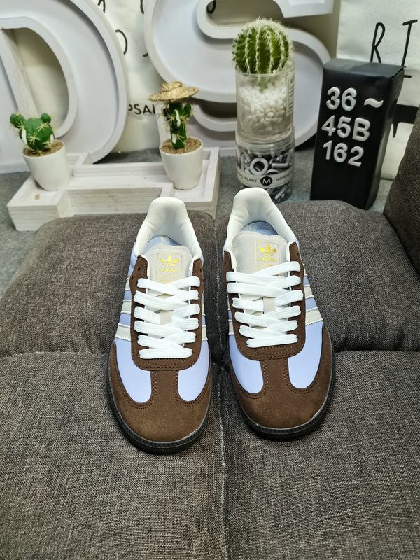 Shoes Adidas 162DAdidas originals Busenitz Vulc adidas classic Originals from nearly 70 years ago, made of original suede, slender last, slightly pointed toe, suede toe stitching, these are my 10