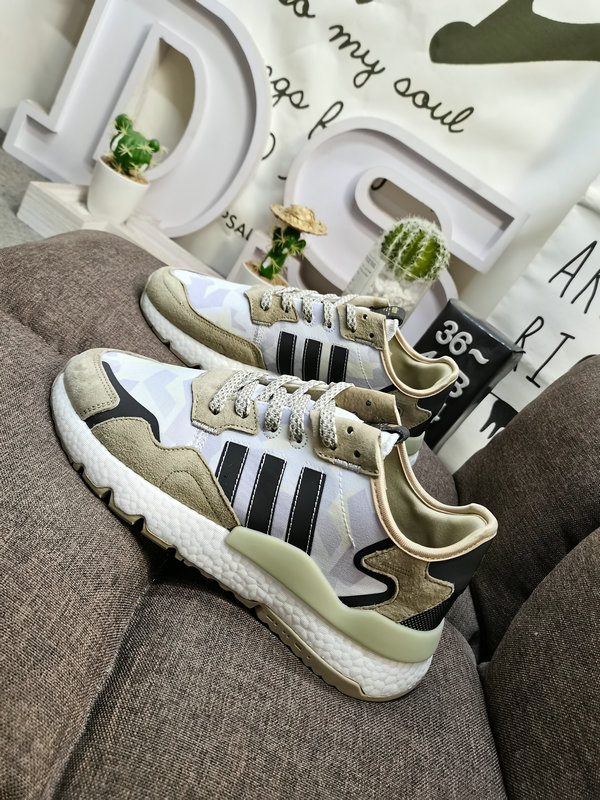 Shoes Adidas 304D corporate grade Adidas Nite Jogger 2019 Boost earth tone barcode Wang Jiaer endorsement model knitted breathable upper night walker 3M reflective really explosive outsole retro running shoes. Jacquard breathable mesh with 10