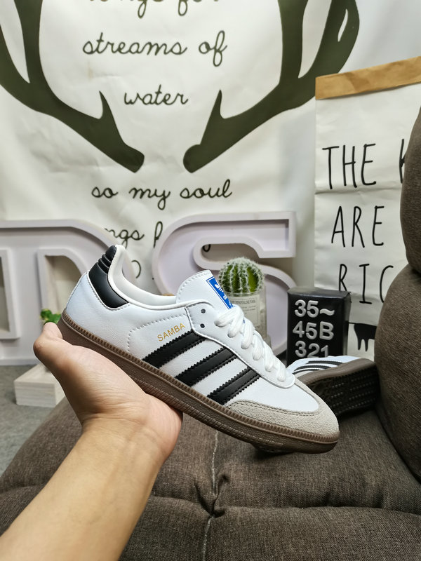 Shoes Adidas 321DAdidas originals Busenitz Vulc adidas nearly 70 years of classic Originals original suede leather production, slender shoe last, slightly pointed toe, suede leather toe stitching, these 10