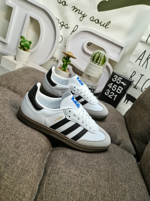 Shoes Adidas 321DAdidas originals Busenitz Vulc adidas nearly 70 years of classic Originals original suede leather production, slender shoe last, slightly pointed toe, suede leather toe stitching, these 10