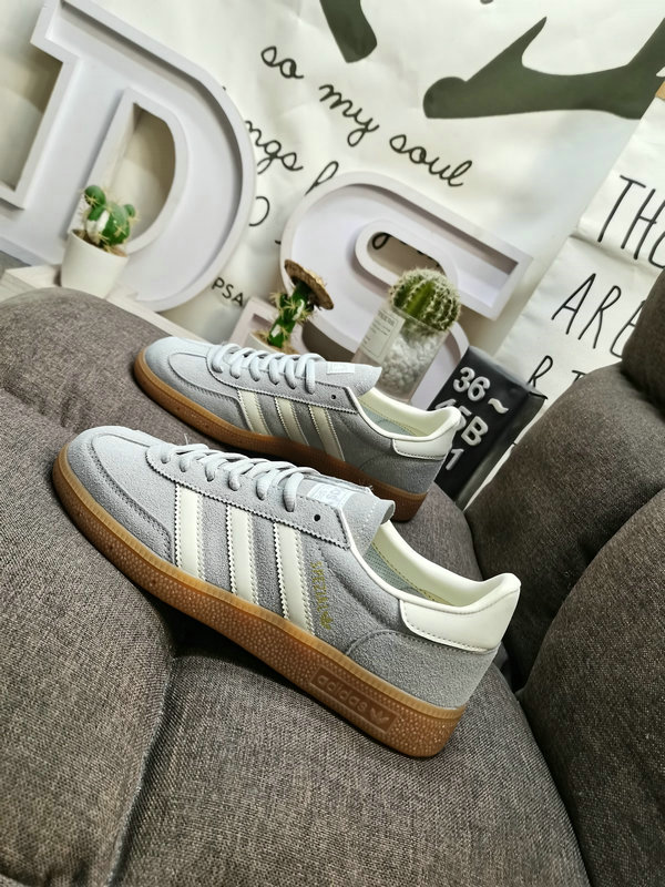 Shoes Adidas 391DAdidas ORIGINALS Handball Spzl IF7086 Adidas Low Top Comfortable Trend Lightweight Wear-resistant Non-slip Low Top Sneakers for Men and Women In 1979, Adidas created the Handball 10