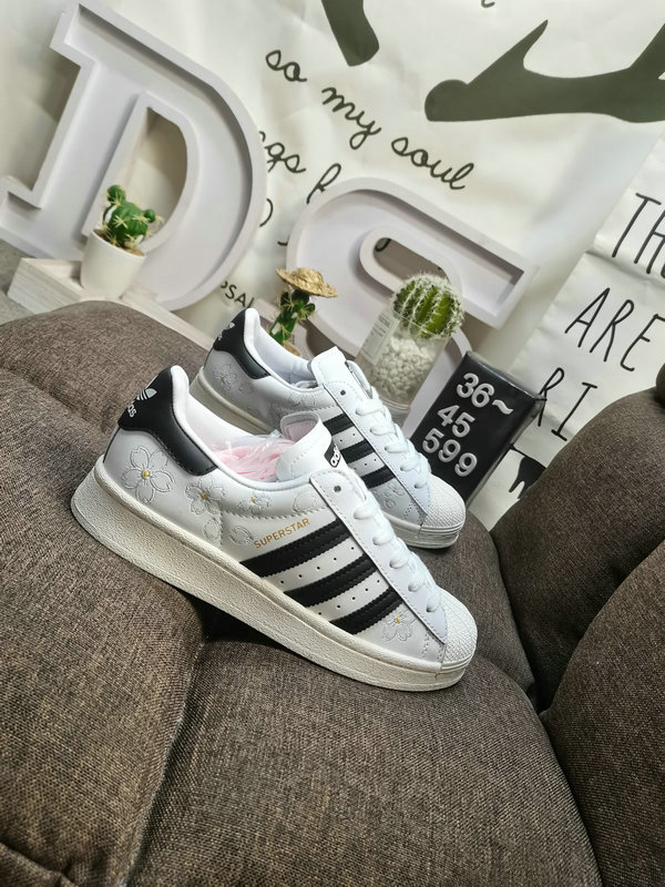 Shoes Adidas 599D Adidas Originals Superstar shell head classic versatile casual sports shoes with wear-resistant upper #High-density EVA foam soft cushioning midsole pull-up process ❗58