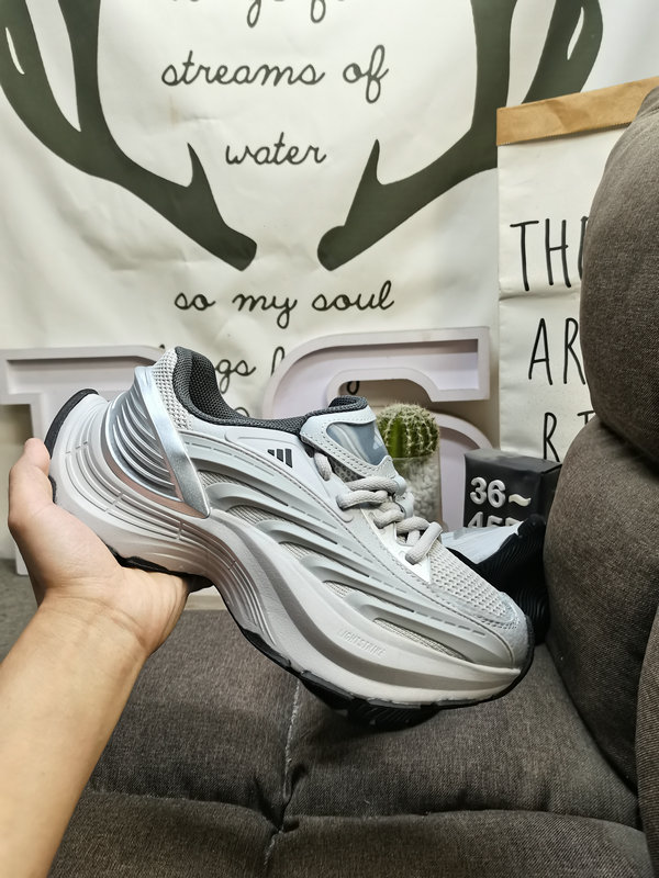 Shoes Adidas 771D company level✅Adidas Vento XLG MTW JS1501 retro casual dad shoes are officially launched. ng, you feel that your feet are breathing freely10