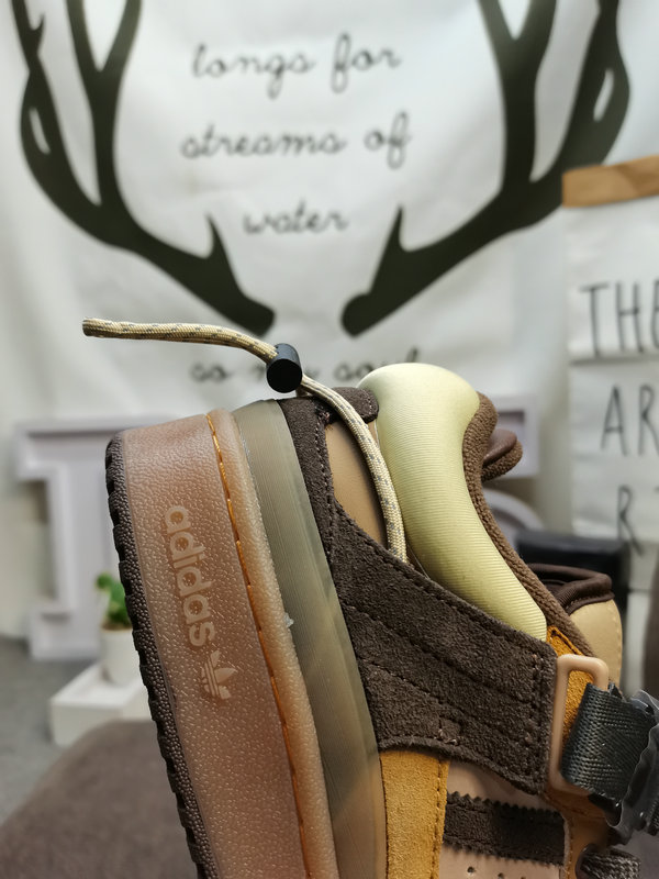 Shoes Adidas 776D company-level✅original last development model original box correct version #original independent data development# Adidas Adidas BAD BUNNY FORUM low-top versatile trendy casual sports shoes. Based on the appearance of retro basketball shoes, it uses leather stitching 10