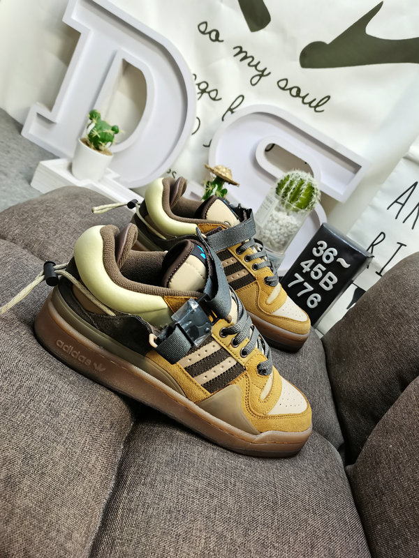 Shoes Adidas 776D company-level✅original last development model original box correct version #original independent data development# Adidas Adidas BAD BUNNY FORUM low-top versatile trendy casual sports shoes. Based on the appearance of retro basketball shoes, it uses leather stitching 10