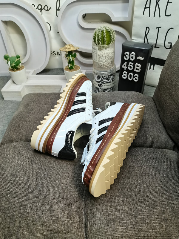 Shoes Adidas 803D company-level genuine label with half size! Adidas CLOT x Adidas originals Superstar Edison Chen’s new design The overall design of the shoe body is based on the classic adidas Superstar 10