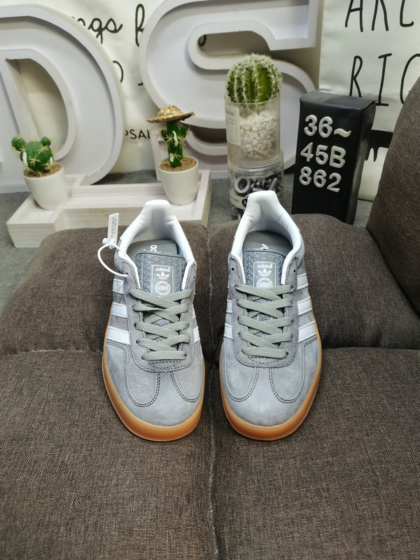 Shoes Adidas 862D company-level genuine half-size adlidas Adidas originals Gazelle Indoor casual wear-resistant lightweight low-top sneakers This Adidas sports shoe is 1979 Gazele lndoor19