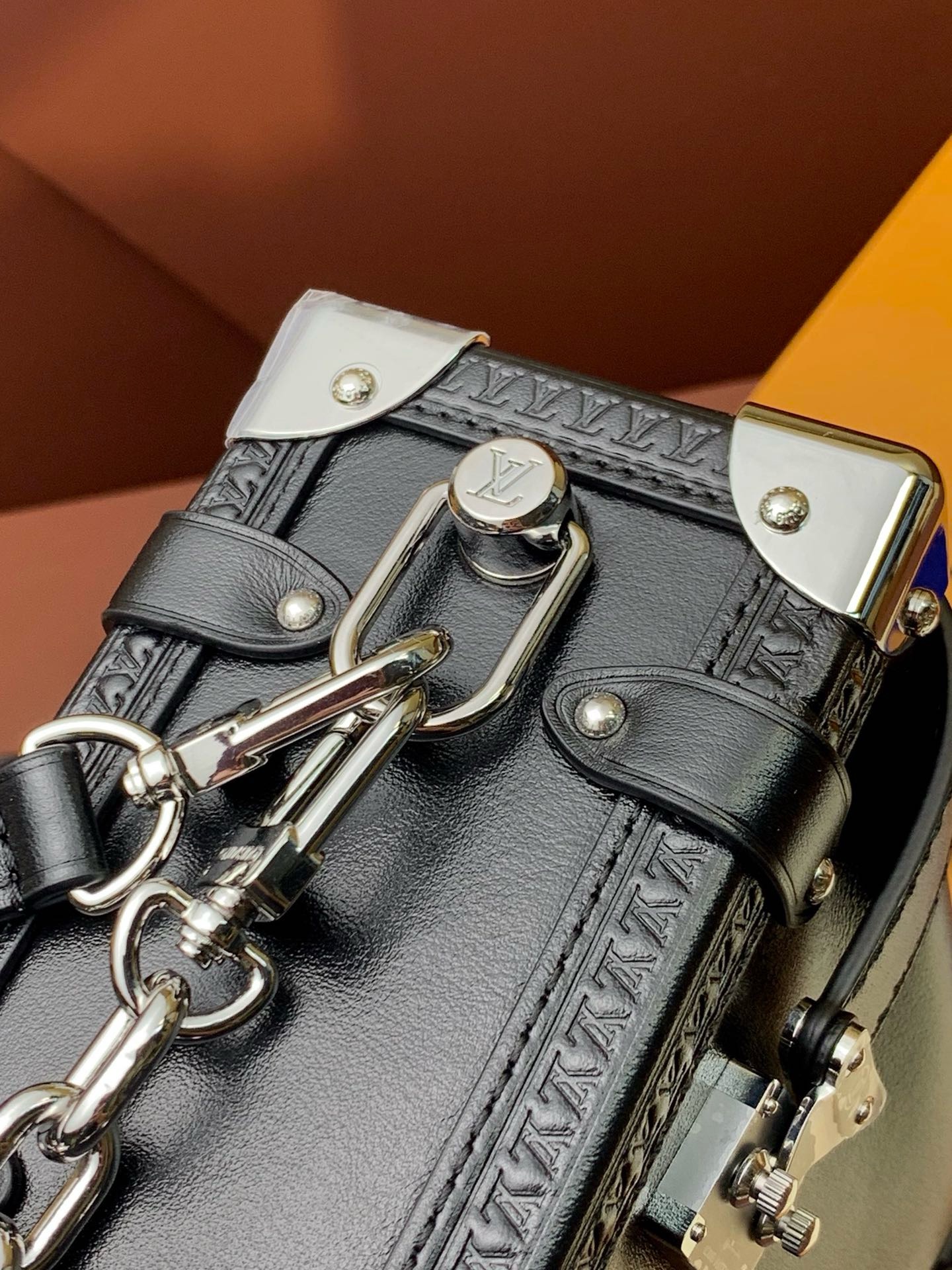 Side Trunk Bag MM H27 Black - For Women | LOUIS VUITTON
