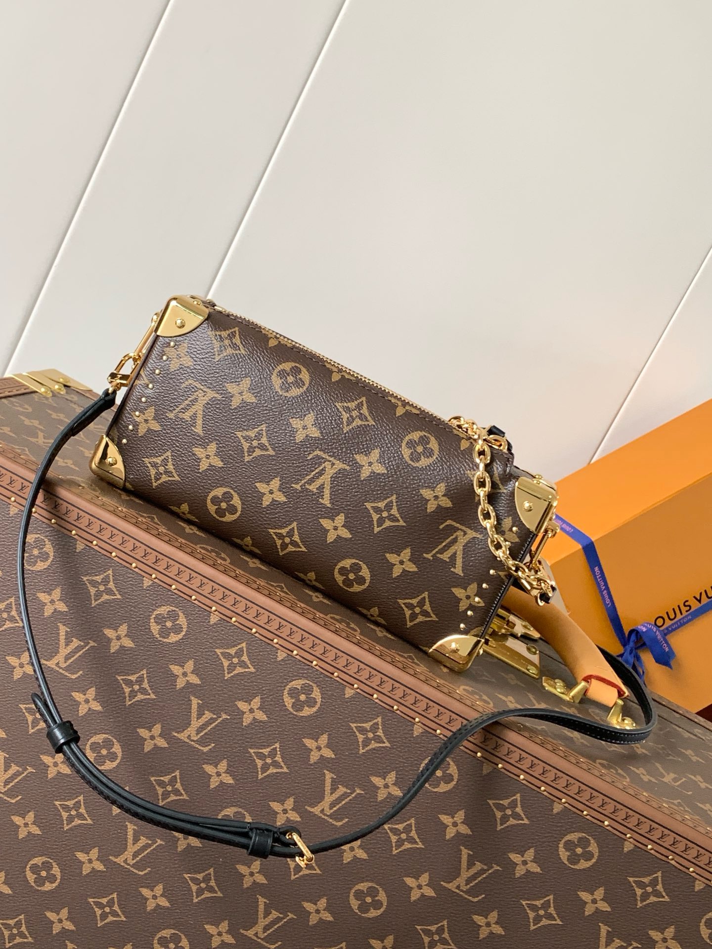 Slim Trunk Monogram Canvas – Wallets and Small Leather Goods | Louis Vuitton