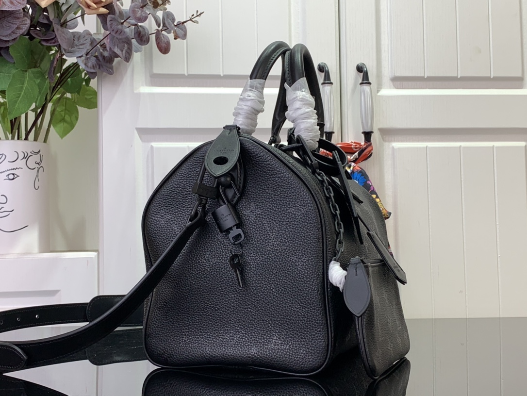 Speedy P9 Bandoulière 50 Autres Cuirs Monogram