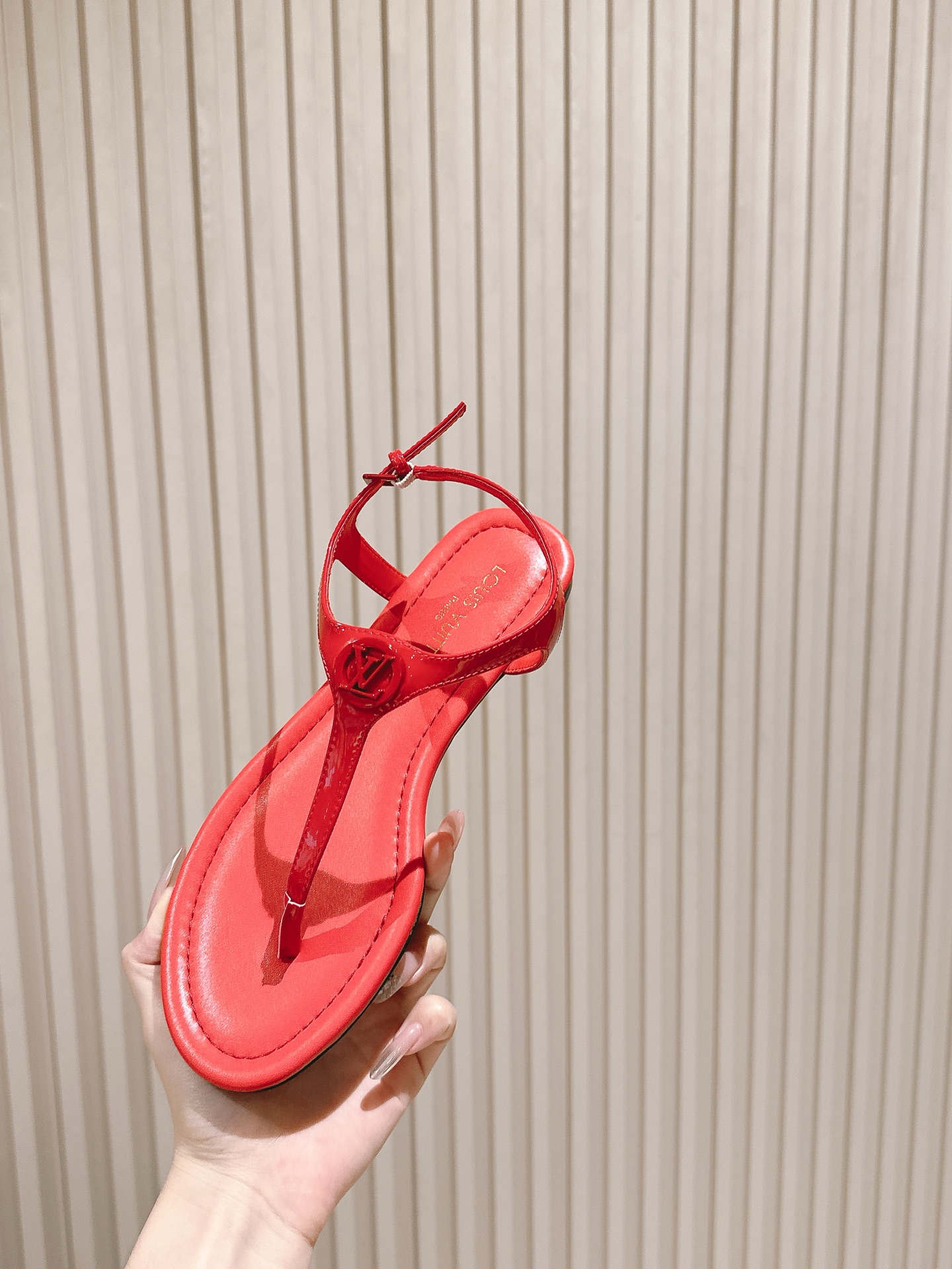 Sunkiss Flat Sandal red- Women – Louis Vuitton