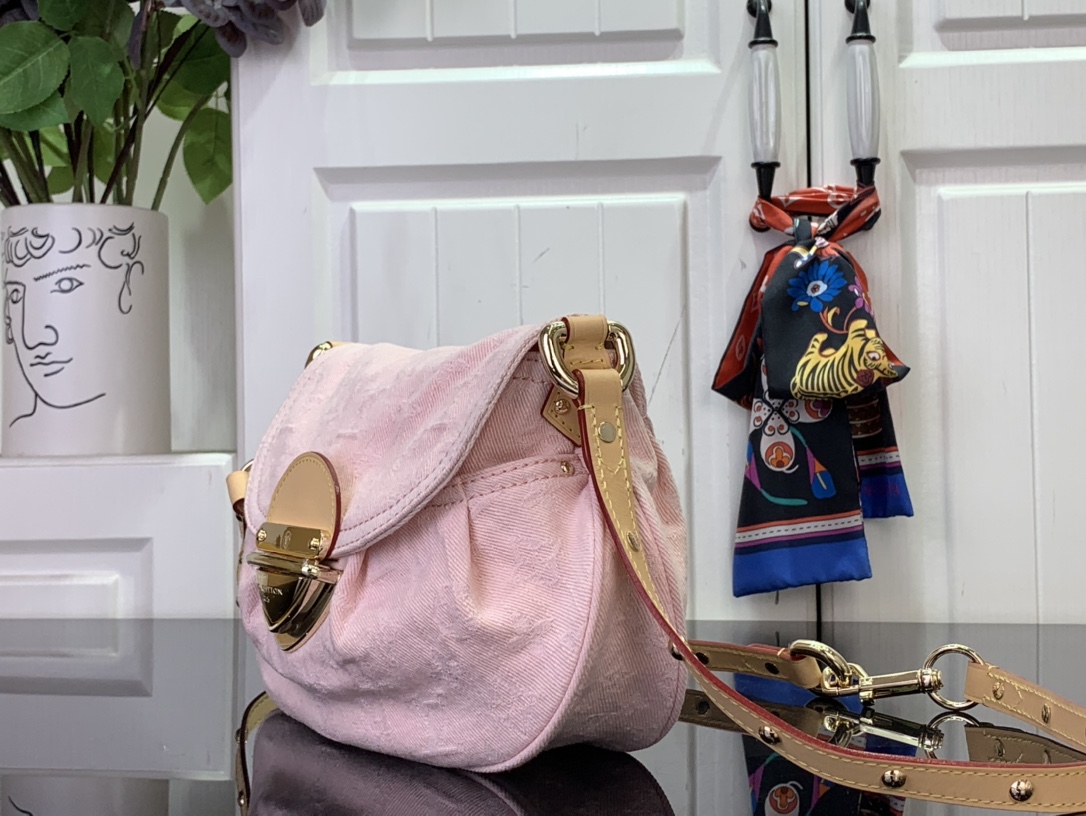 Sunset Monogram Denim - Louis Vuitton