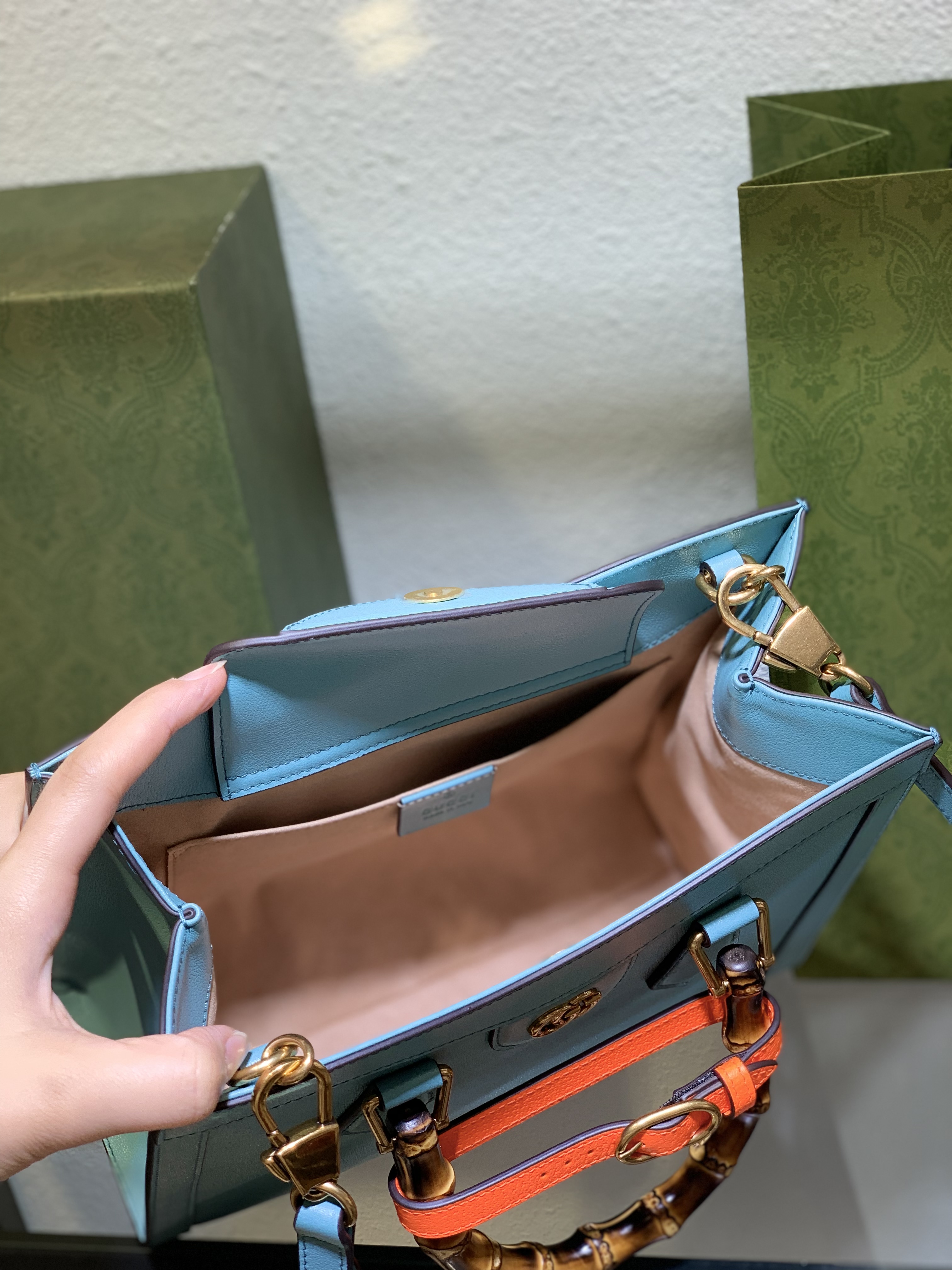 Túi Gucci Diana Mini Tote Light Blue