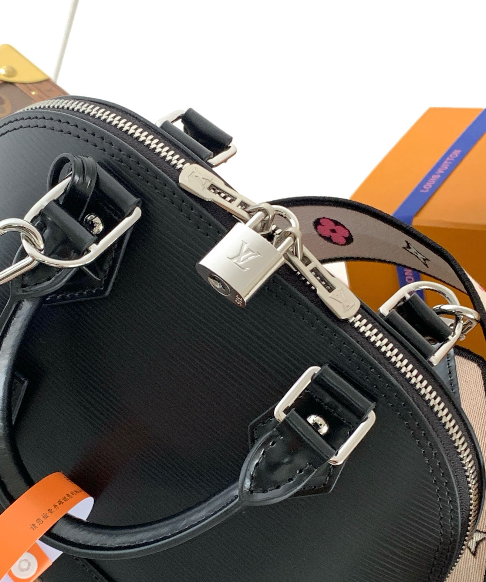 Túi Louis Vuitton Alma BB Bag 'Black'