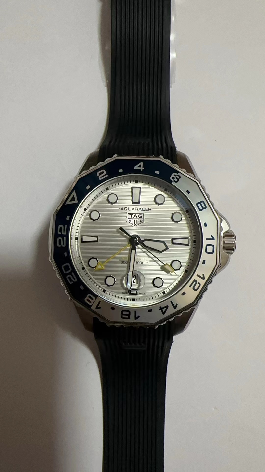 silver Tag Heuer Aquaracer GMT - Tag Heuer Aquaracer GMT - Silver - Image 2
