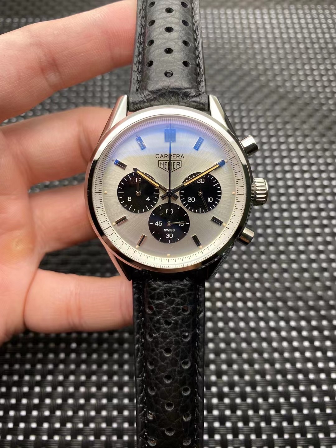 TAG Heuer Silver Dial - TAG Heuer Carrera Silver Dial - Black - Image 2